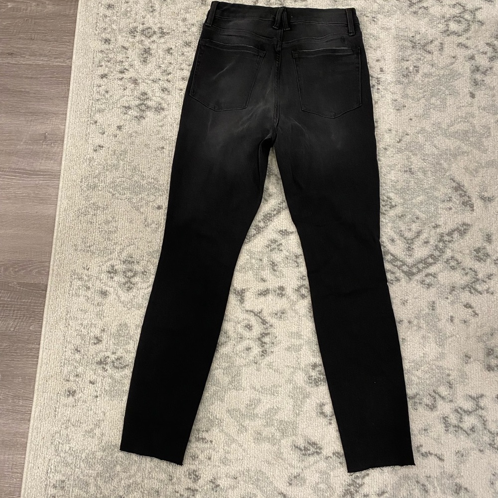 Good American Jeans - Picture 3 of 5